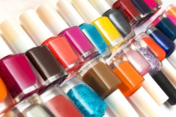 ネイビー系ネイルは意識高い系!？「ネイルカラーから読み取る深層心理」心理テスト