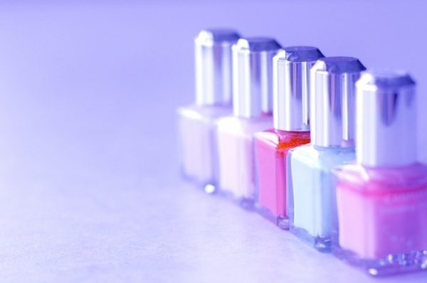 「青」だけじゃない？！食欲の秋に向けたダイエットネイルのポイント4つ