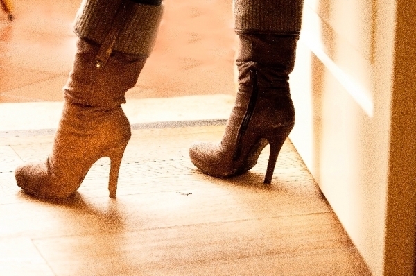 今年こそ「目指せ！臭わない足」今からできるブーツの臭い対策4つ