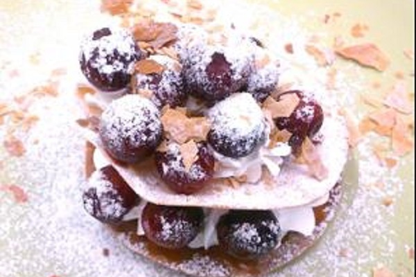 恋に効く、魔法のビューティレシピ「クランベリーの簡単ミルフィーユ」