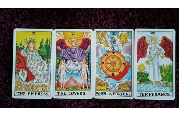 【タロット診断】復活愛はある？ない！？あなたの恋を復活させるヒント