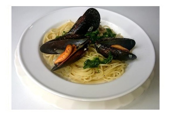 恋に効く、魔法のビューティレシピ「ムール貝のボンゴレビアンゴ」