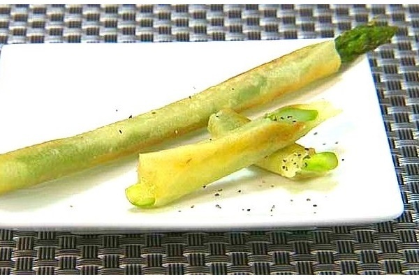 【ムーンダイエット】11月の上弦の月アジアンは「グリーンアスパラのノンフライ巻き」