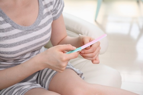 爪が小さくてイヤ！丸い爪がイヤ！爪の形コンプレックスを解消する4つの方法