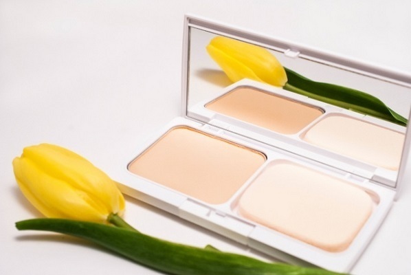 幸運を呼ぶ、魔法の開運人相メイク術　ニキビ編