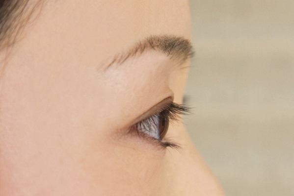 仕事運UPのための開運人相メイク術　眉編