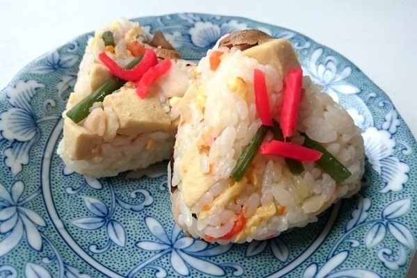 陰陽五行でモテ女子に！オーラを整え魅力を高める恋愛レシピ　季節の変わり目生まれ編