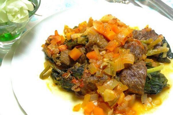 【ムーンダイエット】2月の下弦の月洋食は、野菜たっぷり「牛肉のロール煮」