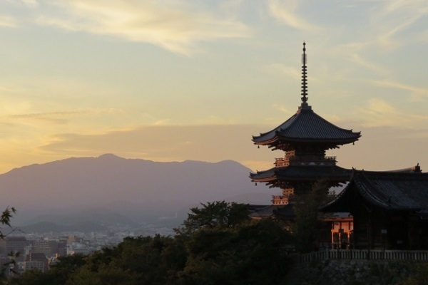 はんなりと歩きたい！女を上げ、恋愛運を上げる京都おススメパワースポット５選