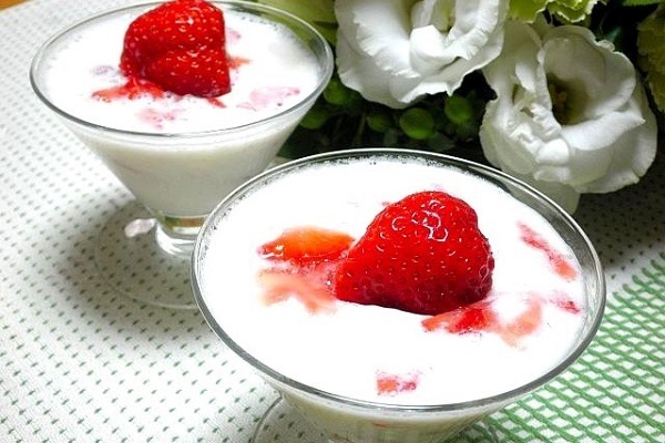 【ムーンダイエット】3月の新月スイーツは「いちごヨーグルトゼリー」