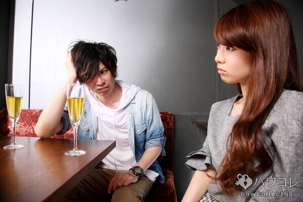 総員ドン引き・・・！？モテるために必死すぎて痛い「勘違い女」の特徴・４選