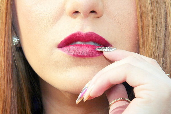 かじっちゃう？ちぎっちゃう？ついついやってしまう「爪の悪クセ」克服大作戦！