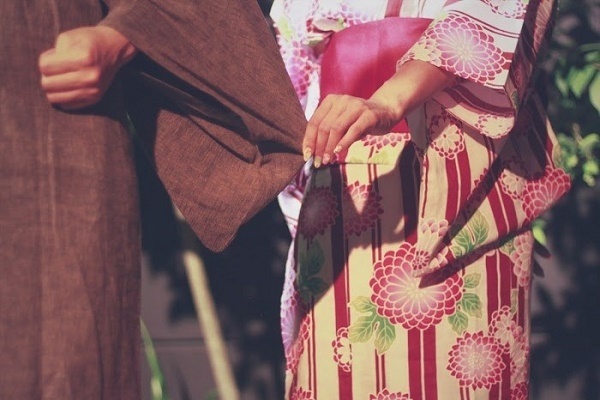 浴衣姿も台無し・・・！男に嫌われる「花火大会デート」でのNG行動