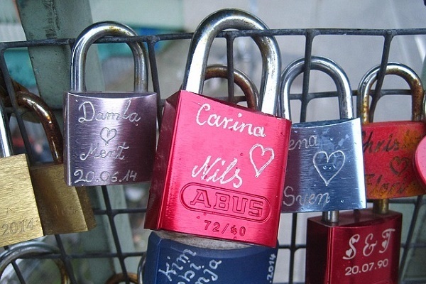 名前別・2016年8月の全体運　名前の最初の文字でわかるコトダマ診断