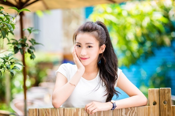 ひと手間があなたを美人にする！ポニーテールの本格こなれアレンジ