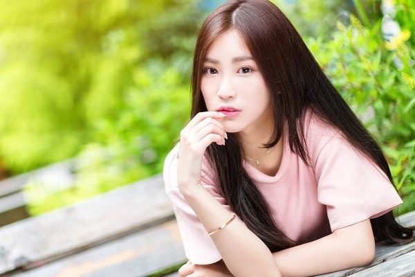 大人の色気は黒髪から！黒髪ストレート4つの魅力