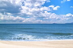 リゾートデート気分！青い海と白い砂浜のコントラスト・白浜大浜海水浴場の魅力