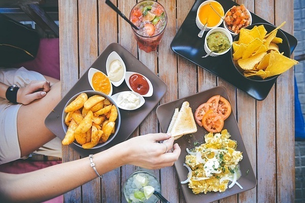 ダイエット中の天敵「空腹感」をやっつける！４つの必勝法