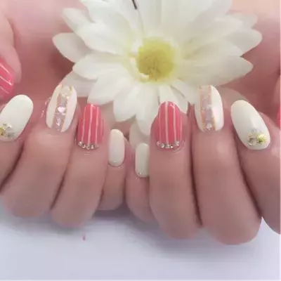 「長くてきれい・・・」と思わせたい！錯覚をつかった知的ネイル・４選