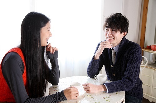 「褒め殺し」でコロッと落ちる男性の特徴・５選