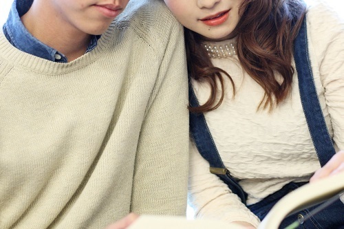 幸せな恋がしたいのに！不倫がやめられないときの対処法