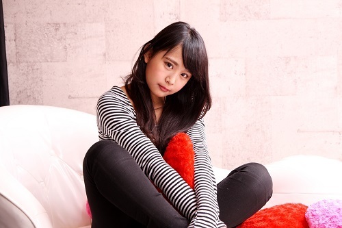 友達がいなくても魅力的？「ぼっち女子」がモテる理由4選