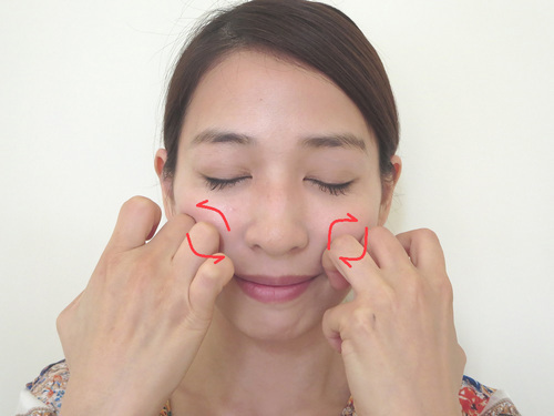 好印象をＧＥＴ！笑顔を素敵に見せる簡単メソッド