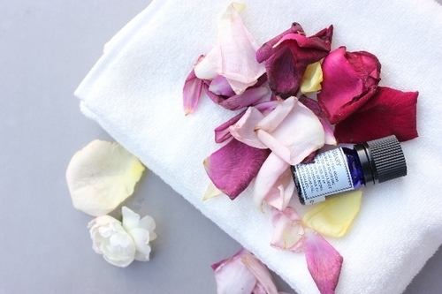 心と体のデトックスに！おすすめアロマバスソルトの作り方