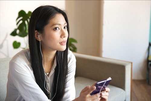 サブカル男子に激モテ!?「ラジオリスナー女子」のメリットとなり方・４つ