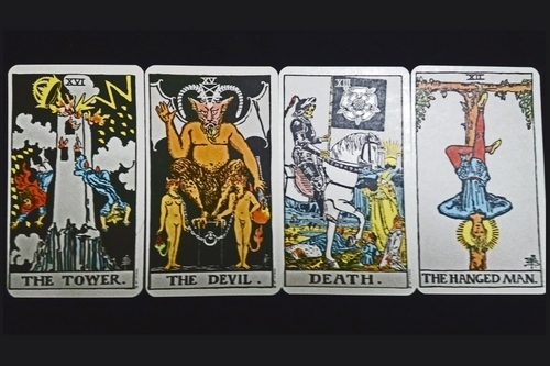 この夏、あなたの恋の運命は？気を付けたい「恋の落とし穴」