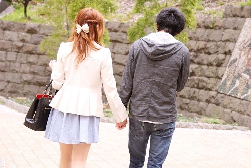 楽しい旅行が険悪ムード？彼が思わずイラッとしちゃう彼女の言動・４選