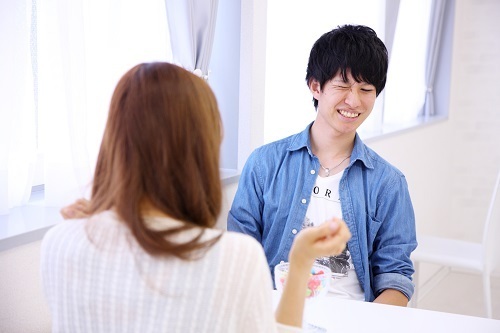仲良くなるどころかドン引きな「女子の自虐ネタ」・４パターン