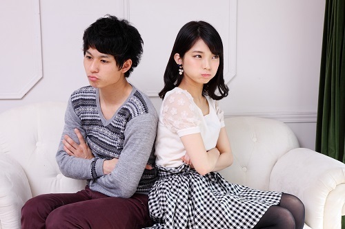 試すのはＮＧ！恋人関係を悪化させる行動・４選