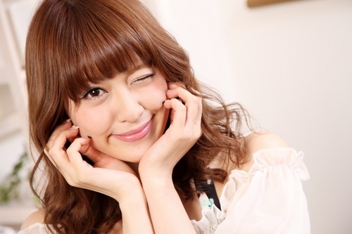 老け顔防止！周りの人をHAPPYにする顔ヨガのススメ