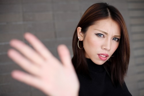 その魅力はヤバい！情緒不安定なメンヘラ男の特徴・５選