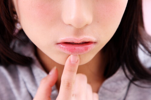 妻子持ちの男性から肉体関係に持ち込まれやすい「不倫女子」の特徴