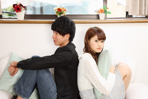 辛い恋から抜け出せない・・・！「男に利用される」女子の特徴・４つ