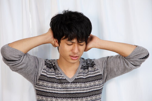 はい、こんな俺でスミマセン！ 初対面で男子が逃げ腰になる「女子のスペック」