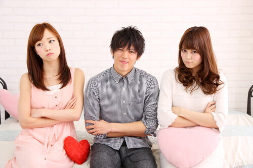 男子が新入生の女子ばかりチヤホヤする理由・４つ