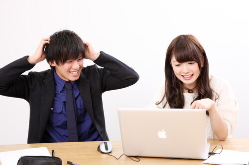 オタク女子は要注意！男に引かれてしまう行動・４つ