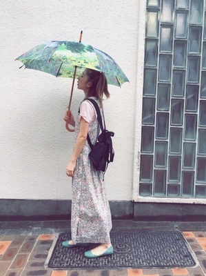 お天気を味方に♡レイニーブルーから脱出する『雨の日コーデ』の作り方