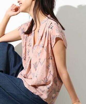 お天気を味方に♡レイニーブルーから脱出する『雨の日コーデ』の作り方