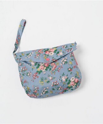 お天気を味方に♡レイニーブルーから脱出する『雨の日コーデ』の作り方