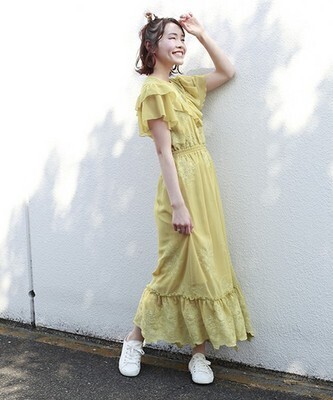 かわいいを極めたい！わたしたちの「ひとめぼれワンピ」はオフショル＆ヴィンテージレトロ♡