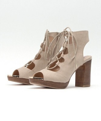 かわいいを極めたい！わたしたちの「ひとめぼれワンピ」はオフショル＆ヴィンテージレトロ♡