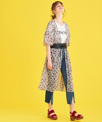 脱・カジュアルでかわいく♡「ロゴT」をガーリーに着こなして