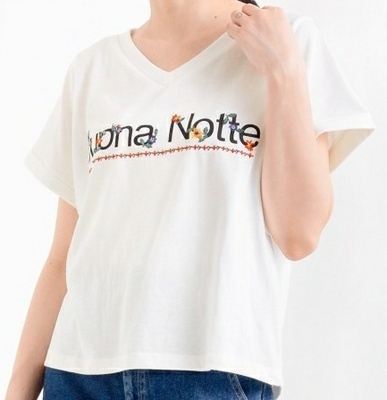 脱・カジュアルでかわいく♡「ロゴT」をガーリーに着こなして