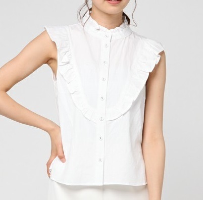 トップスにもボトムスにも！存在感ばっちりの大胆フリルで「かわいいわたし」を満喫♡