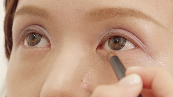 クール？それともフェミニン？変幻自在の夏イベントメイク