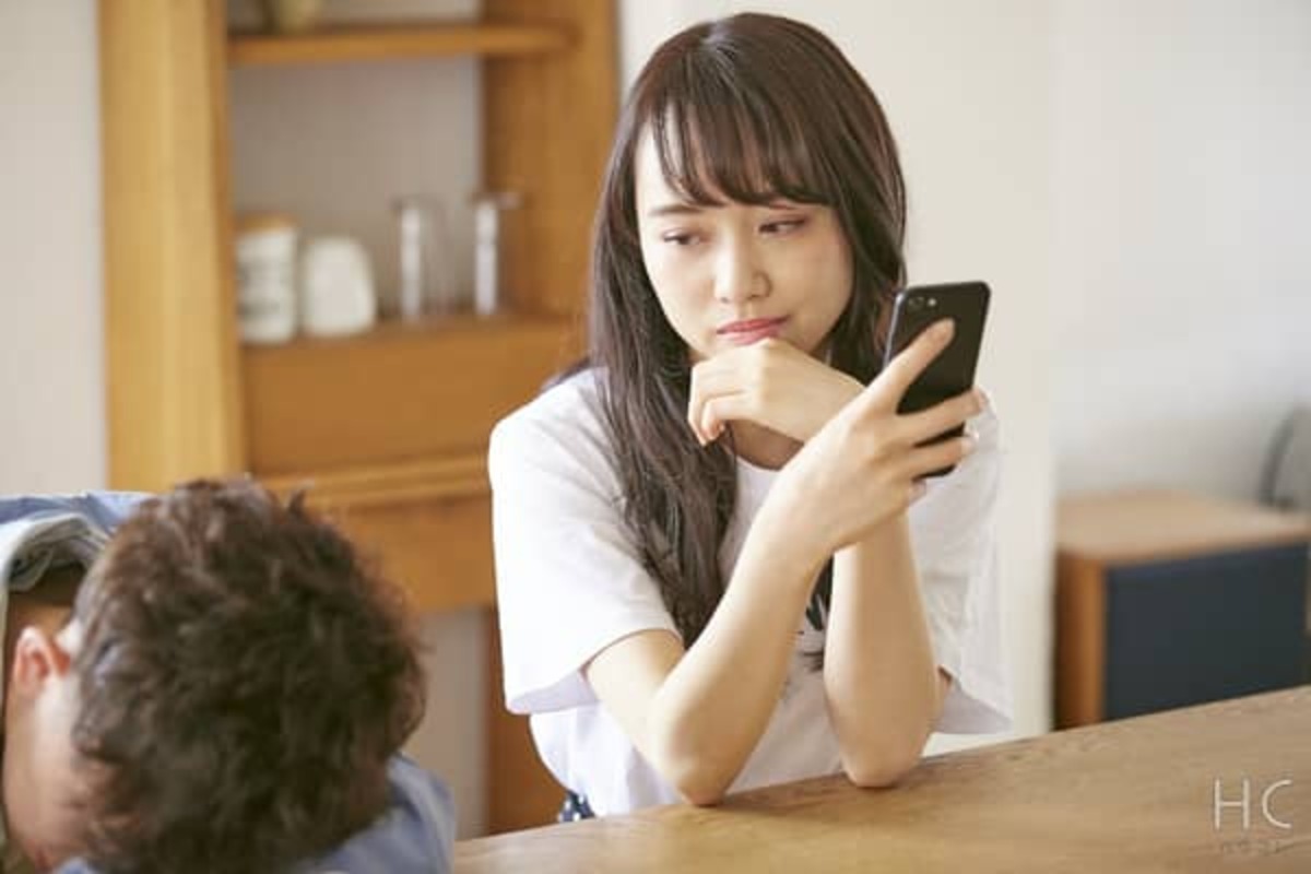 コレをしていたら可能性大 浮気をしている人のスマホ設定とは 2017年1月8日 ウーマンエキサイト 2 3